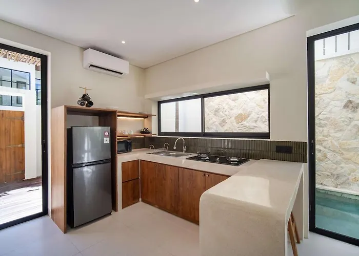 Anjuna B7 - Surf & Sunset 2br In *
